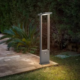 Dusk To Dawn Solar Outdoor Landscape Path Light Exterior Motion Sensor Lights IP65 Waterproof Energy-Saving Lantern 11606 (Option: black)